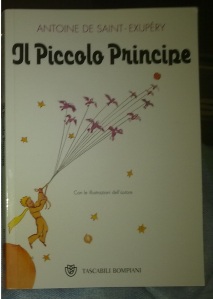 This is my Italian version, given to me by my best friend to replace the one that never came back to me (an ancient and wonderful version).